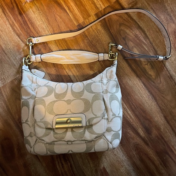 Coach Handbags - ❌SOLD❌ Authentic Coach Kristen Hobo Bag - 16817